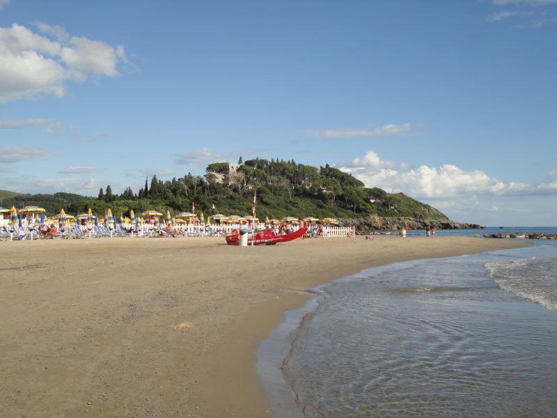 Casa Del Mare Appartement Formia Buitenkant foto