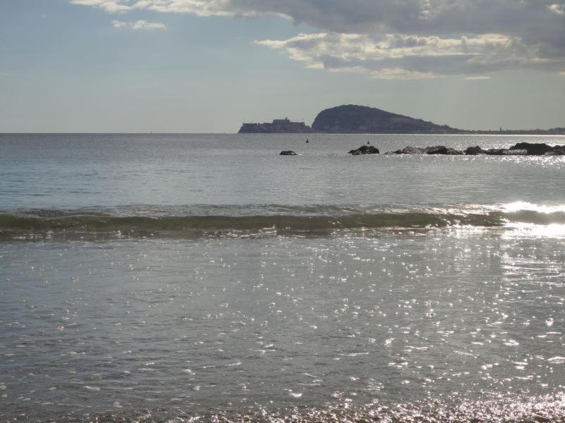 Casa Del Mare Appartement Formia Buitenkant foto